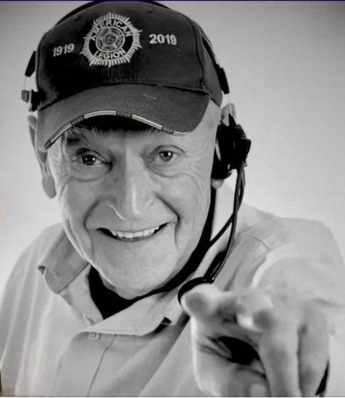 Mike Davis Fox 17 Grand Rapids, MI Obituary, Death: Beloved FOX 17 Morning Show Longtime Frontman has Died